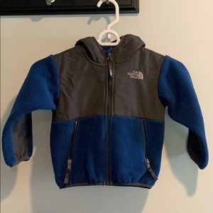 North face 2t fleece jacket